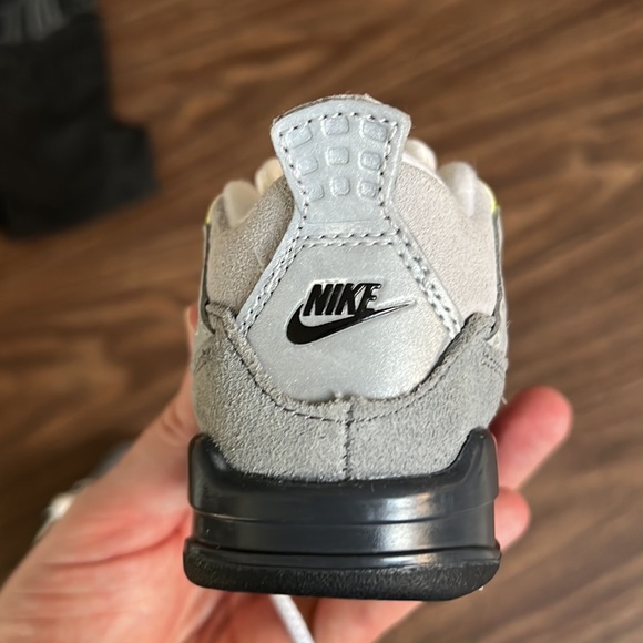 Nike Air Jordan (Size 4C US) - Picture 8 of 9